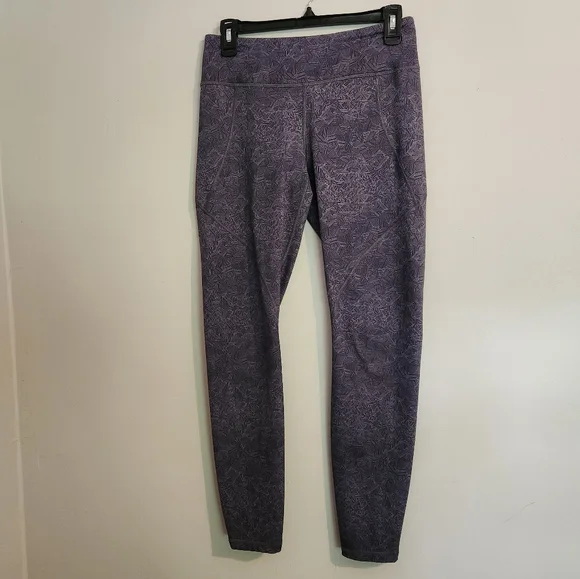 Patagonia Centered Tights Leggings - Size Medium - Like New, Performance Yoga - Picture 5 of 11